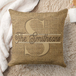 Enkel Elegant Modern Rustic Guld Monogram och Namn Kudde