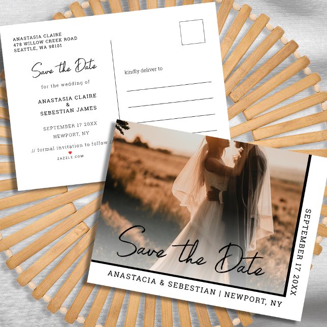 Enkel Elegant Skript Svart & Vitt Foto Bröllop Meddelande Vykort (Simple Elegant Script Black & White Photo Wedding Announcement Postcard)