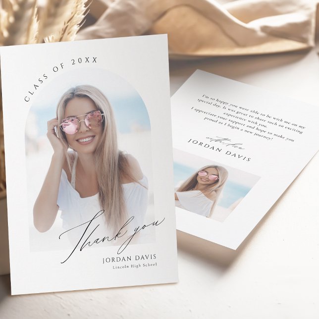Enkel Elegant Skriptbild 2 Photo Studenten Tack Kort (Simple Elegant Script Arch 2 Photo Graduation Thank You Card)