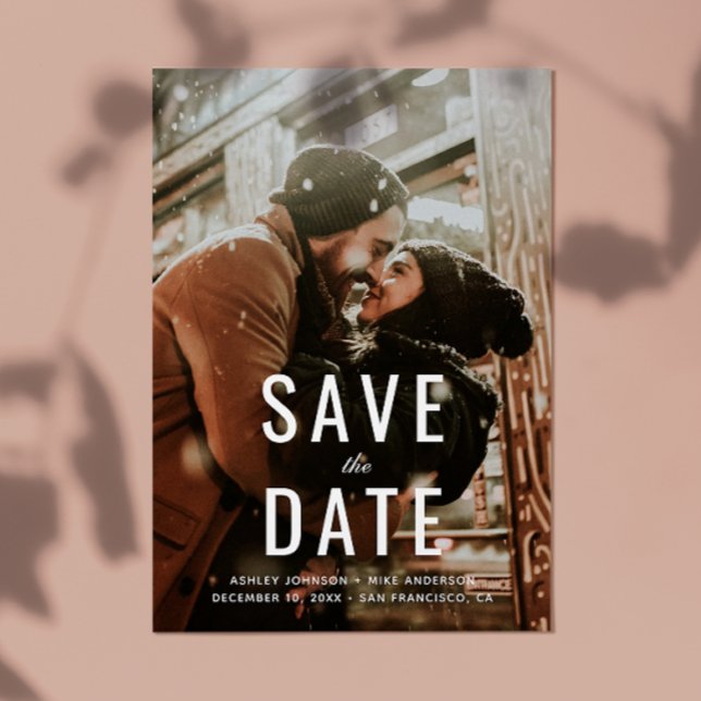 Enkel elegant, typografi bröllop spara datum meddelande vykort (Skapare uppladdad)