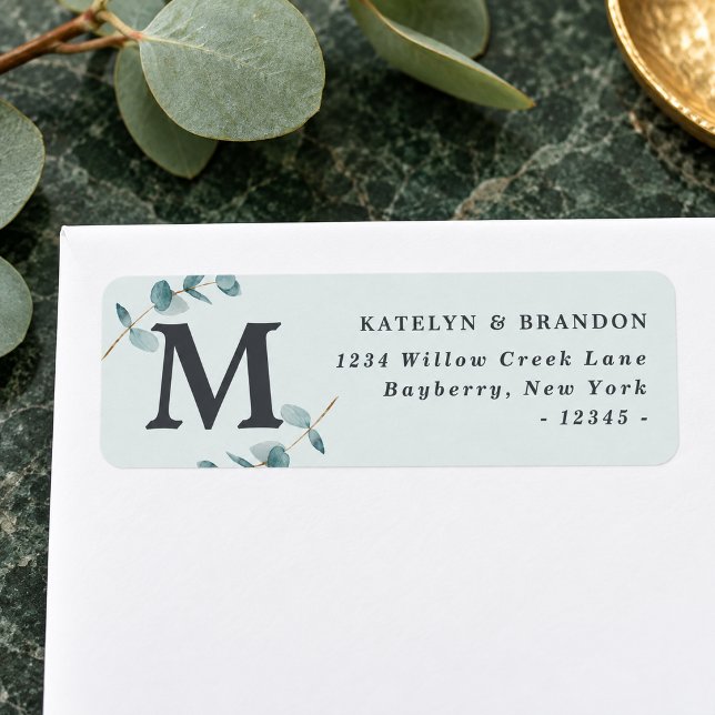 Enkel Eukalyptus Rustik Monogram Returadress Etikett (Eucalyptus Monogram Return Address Label. Styling props not included.)