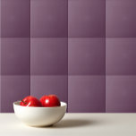 Enkel fast smutsig lila kakelplatta<br><div class="desc">Enkel,  solid,  smutsig lila design.</div>