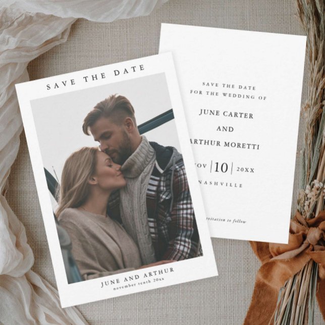 Enkel Foto Bröllop Spara Datum Inbjudningar (Simple photo wedding save the date announcement cards.)