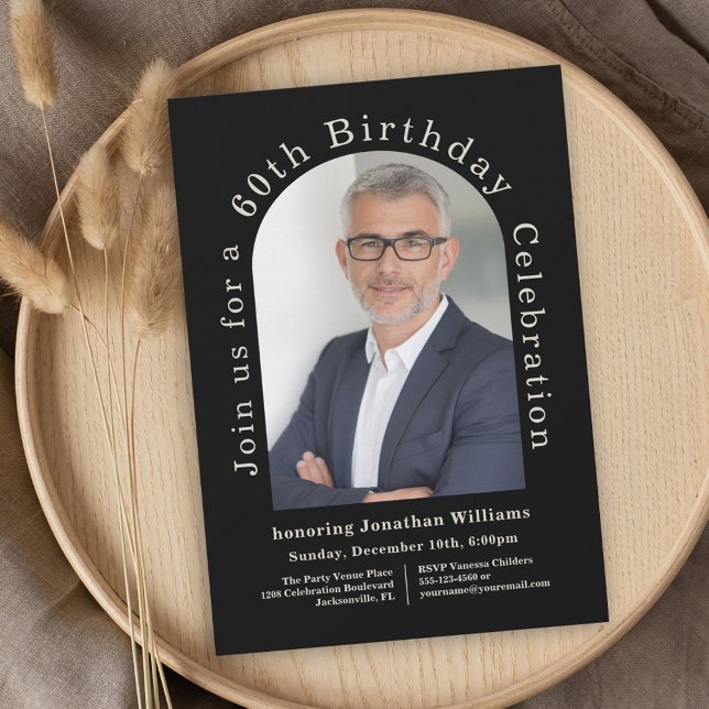 Enkel fotobåge, svart 60:e Födelsedagsfesten Inbjudningar (Get this trendy birthday invitation as printed invites or popular digital download!)