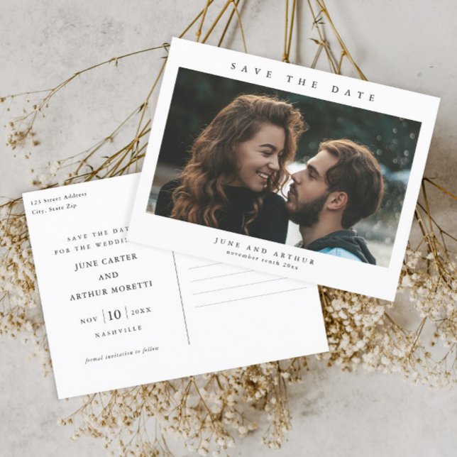 Enkel Fotobryllup Spara Datum Vykort (Simple typographic photo wedding save the date postcard.)