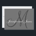 Enkel inledande inbjudan till Namn Grått<br><div class="desc">En enkel, modern bröllopsinbjudan med ditt efternamn ursprungligt, brud och groom-namn i grått och vitt färger gör detta till en mångsidig, vanlig bröllopsinbjudan eftersom ditt namn och din initiala kommer att skapa din egen unika design. Monogram bröllopsinbjudan Utformning av Elke Clarke ©2008. Anpassa med ditt monogram, namn och bröllop färger....</div>