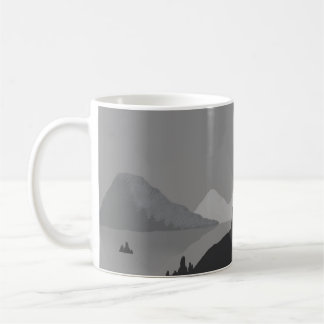 Enkel kaffemugg med grå bergslandskap