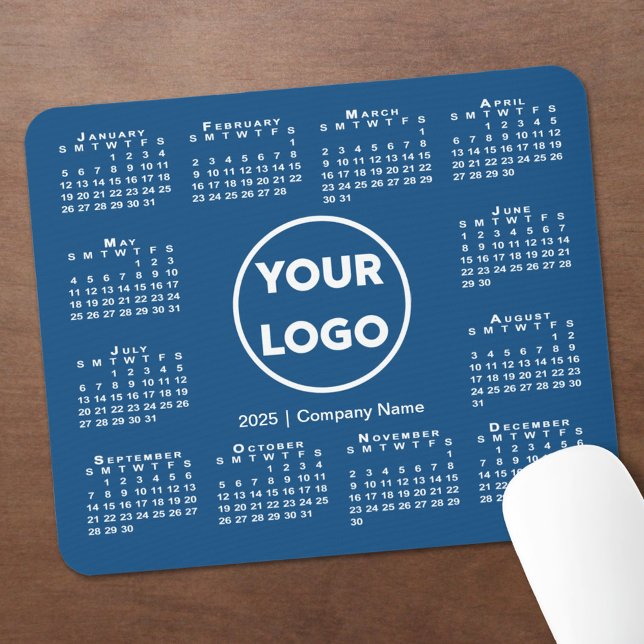 Enkel Logotyp för 2025 års kalender - blått Musmatta (Simple 2025 Calendar Business Logo on Blue Mouse Pad in situ)