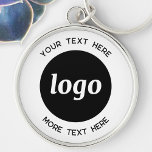 Enkel Logotyp med textföretag Rund Silverfärgad Nyckelring<br><div class="desc">Lägg till din egen logotyp och ditt eget textval till den här designen. Ta bort den övre eller nedre texten om du vill. Minimalistisk och professionell. Underbar för varumärkning av anställda eller som kampanjprodukt för dina kunder och kunder.</div>