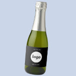 Enkel Logotyp med textreklam för företag<br><div class="desc">Lägg till din egen logotyp och ditt textval till den här enkla, rena designen. Ta bort den övre eller nedre texten om du vill. Minimalistisk och professionell för att förbättra ditt varumärke. Perfekt för ett affärsprogram, ett företags party eller ett evenemang, som en gåva till personal, anställda, kunder och kunder,...</div>