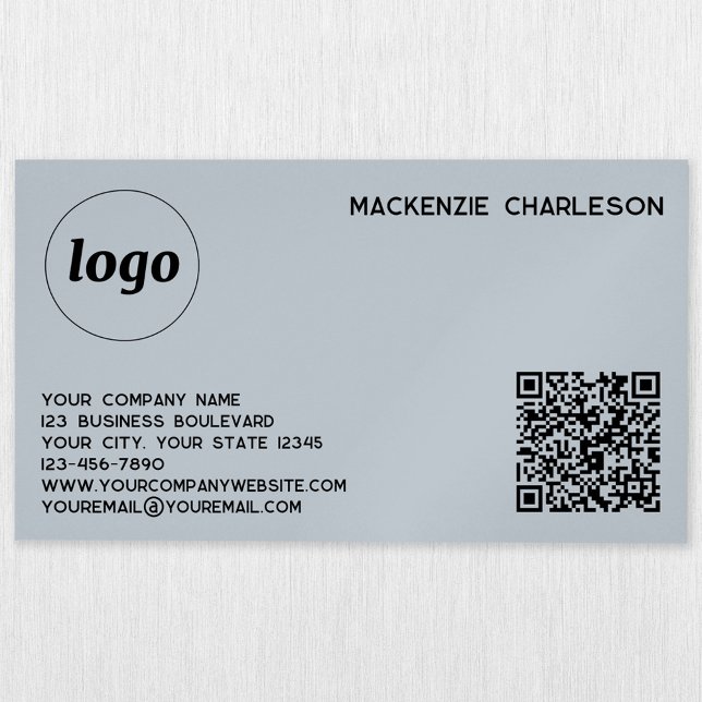 Enkel Logotyp och QR-kod Pulver Blue Magnetiska Visitkort (Modern simple logo with QR code and custom text professional powder blue magnetic business card)
