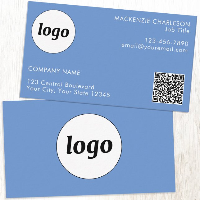 Enkel Logotyp och Text QR-kod Blå Visitkort (Simple logo with QR code custom text professional branding sky blue business card)