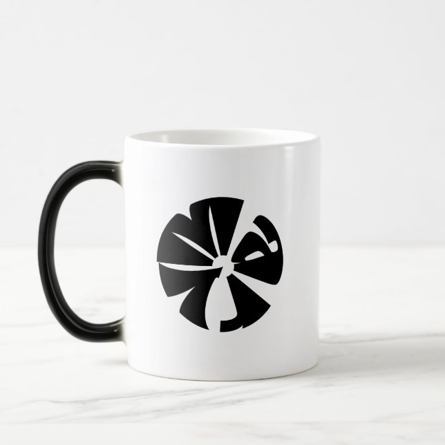 Enkel "Mary" Namn i Mugg i Svarta kaffet (Vänster)