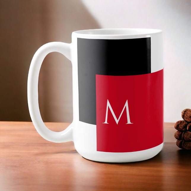 Enkel minimal blockering av Färg med Monogram init Kaffemugg (Enjoy your coffee or tea in this bold and bright color block mug personalized with your initial.)