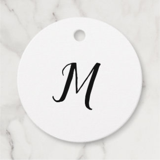 ENKEL MINIMAL MONOGRAM ELEGANT KEYCHAIN GÅVOR ETIKETTER