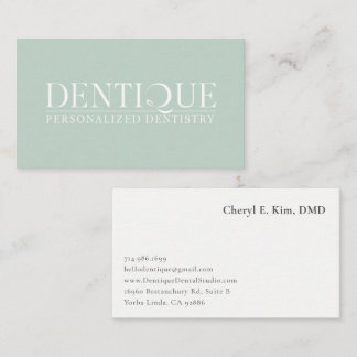 Enkel Minimalisk Mjuk Mintgrön Logo Professionell Visitkort