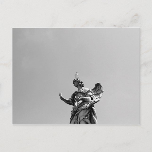 Enkel, modern bild av fiskmås ovanpå statyn vykort (Framsida)