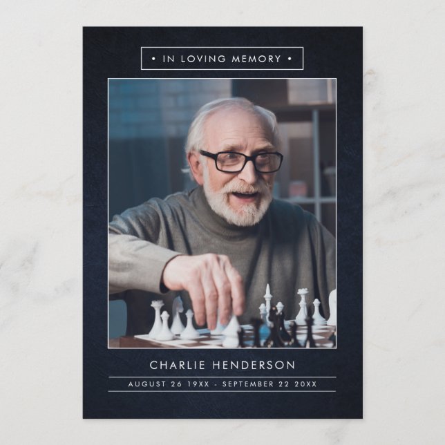 Enkel modern blå och vit begravningsprogram program (Framsida)