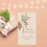 Enkel modern Blommigt för vattenfärg - jul Anteckningskort<br><div class="desc">Ett modernt julkort för Blommigt med vattenfärg Ett modernt anteckningskort för "God jul" och elegant som kan anpassas med ditt namn. En rosa magenta "God jul"-typografi på varm vit färgad med vattenfärgade botaniska detaljer. Baksidan av det här anteckningskortet är en matchande, varm vit bakgrund med en elegant julljus. Lägg till...</div>