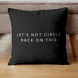 Enkel, modern cirkel tillbaka på den här luckan kudde