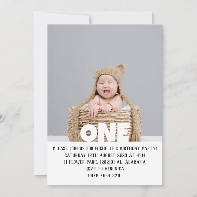 Enkel Modern Cute First Birthday Baby-foto Inbjudningar (Framsida)