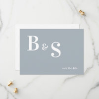 Enkel, modern Dusty Blue Monogram QR Spara datumet