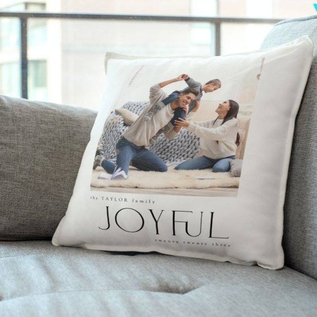 Enkel modern Glatt familj 2 Fotojul Kudde (Snuggle Up with Joy! Personalize Your 'Joyful' Holiday Pillow 🎄🛋️ [Add Your Photo])