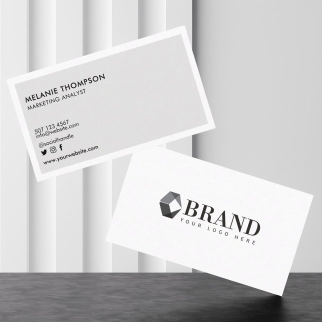 Enkel Modern Minimalis Luxuös Professionell Logoty Visitkort (Skapare uppladdad)