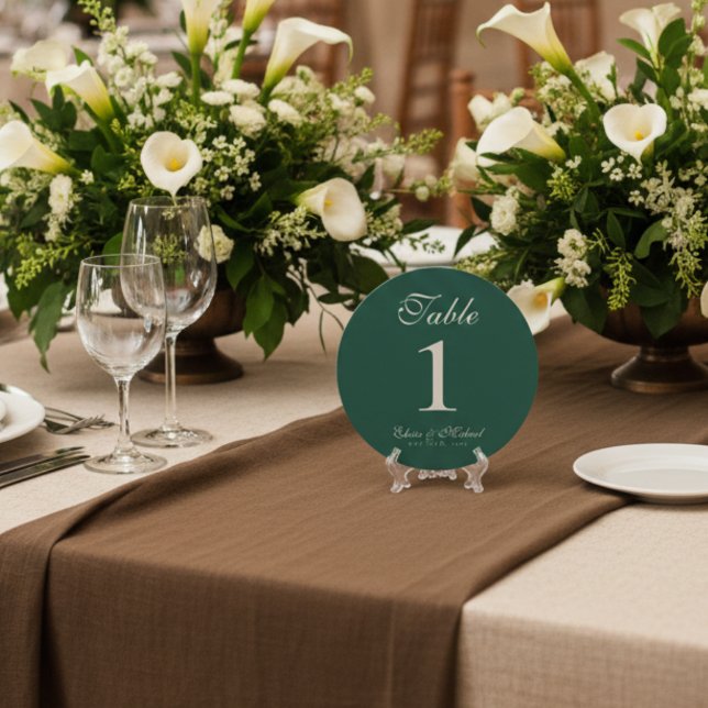 Enkel Modern Minimalistisk Salvia Grön Bröllopsfes Julkort (Guide guests to their seats in style with this Sage Green Wedding Table Number Sign!)