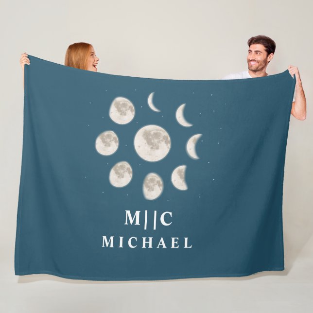 enkel modern monogrampersonlig fleecefilt (På plats)