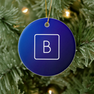 Enkel modern Mörk blått övertoning och monogram Julgransprydnad Keramik