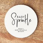 Enkel Modern Neutralt Baby Sprinkle Underlägg Papper Rund<br><div class="desc">Fira din lilla med vår enkla moderna neutralt baby sprinkle round papper underlägg, med en minimalistisk svartvit design som är modern och söt. Med sin rena, boho-inspirerade estetik är contemporaryn, gender-neutralt-vibe perfekten för att välkomna en pojke eller flicka under vilken säsong som helst - oavsett om det är fall, vinter,...</div>