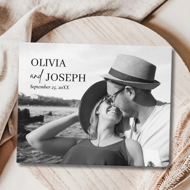 Enkel Modern och Minimalistisk med Foto Bröllop Gästböcker (Simple modern minimalist photo wedding guest book captures heartfelt memories with timeless style.)