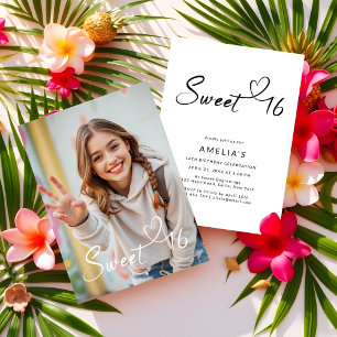 Enkel Modern Skript Typografi Sweet 16 Foto Inbjudningar