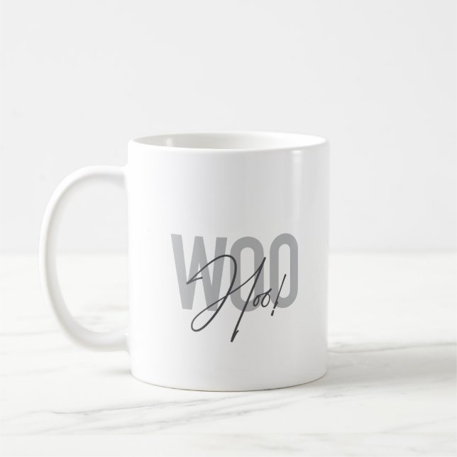 Enkel, modern, stadsmässig utformning av trendiget kaffemugg (Vänster)