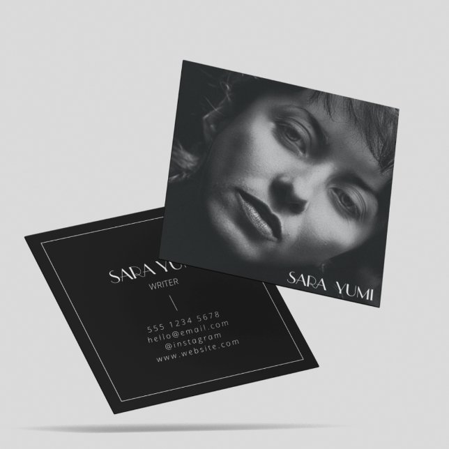 Enkel, modern, svart och vit foto med minimalt vär fyrkantigt visitkort (Skapare uppladdad)