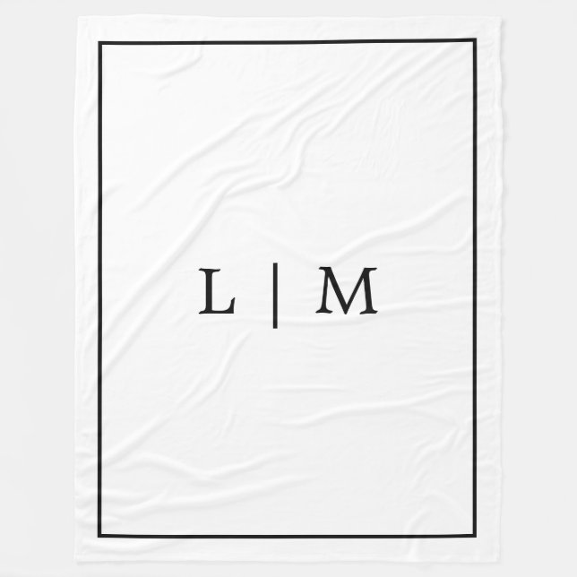 Enkel monogram Classic Black and White Minimalist Fleecefilt (Framsidan)