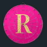 Enkel monogrammologisk modern Shock rosa Darttavla<br><div class="desc">Detta är en enkel, modern monogramdesign för personligen. Den här snyggten är i shock rosa med snyggtens typografi. Det är perfekt för en personlig eller idealisk som ett sött nytt spelrumstillbehör för dig själv. Lägg bara till det första brev genom att skriva in det i textrutan för att anpassa det....</div>