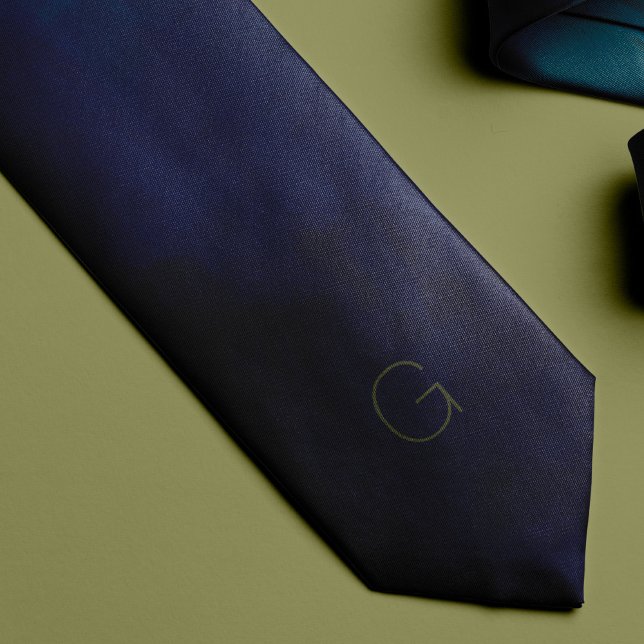 Enkel mörk blått elegant i monogrammet slips (Skapare uppladdad)