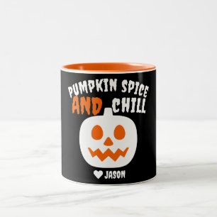 Enkel orange i Happy halloween-skämt Två-Tonad Mugg