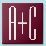 Enkel Par Initialer | Vit & Burgundy Kakelplatta<br><div class="desc">Klassi,  djärv och modern..</div>