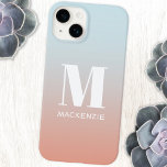 Enkel Personlig för Monogram Namn-övertoning<br><div class="desc">Modern typografi - minimalistisk vit monogramdesign i namn på en rosa till blek blå gradient. Ändra inledande monogram och namn för att anpassa sig.</div>