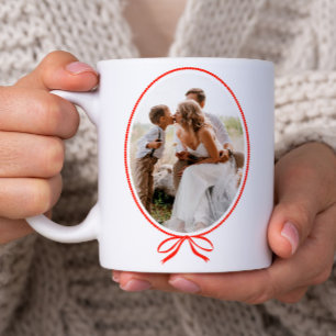 Enkel röd rosett oval julfoto kaffemugg
