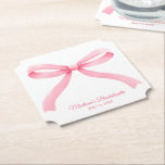 Enkel Rosa Bow Girly Bachelorette Party Underlägg Papper<br><div class="desc">Med det här trendiget kan du anpassa  till namn och datum eller plats med hjälp av en rosa-butik. Perfekt för att lägga till lite roligt och flust i evenemanget.</div>
