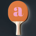 Enkel Rosa och Orange Fet Retro Monogram Inledande Pingisracket<br><div class="desc">Enkel Rosa och Orange Fet Retro Monogram Initial Ping Pong Paddle</div>