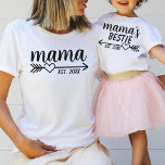 Enkel rustik hjärtpil Ny mamma Mamma T Shirt<br><div class="desc">Anpassadet fastställde datumutformningen med en rustik hjärtpil för en ny mamma och för mamma och mig matchande skjortor för mammor och deras barn.</div>
