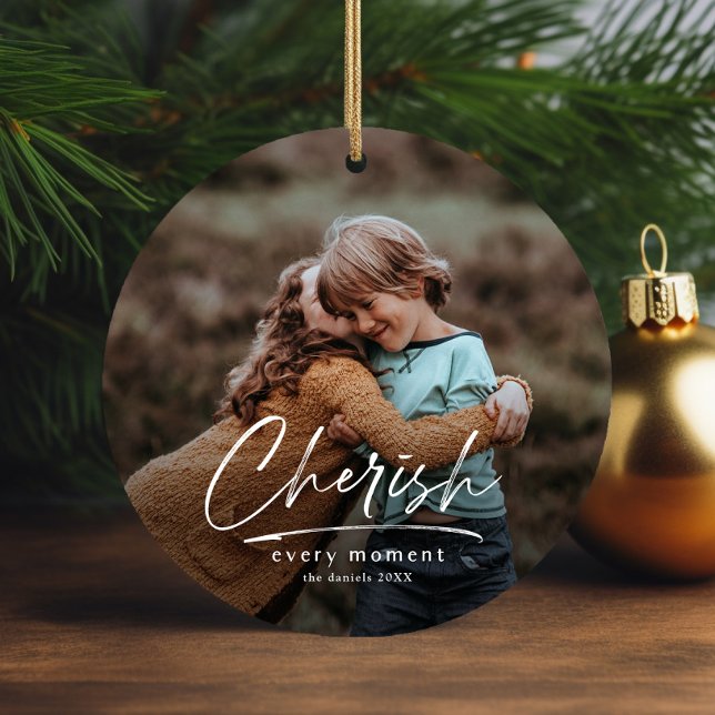 Enkel skript 2 Photo Jul-Helgdag Julgransprydnad Keramik (Simple script cherish every moment 2 photo christmas tree holiday ornament.)