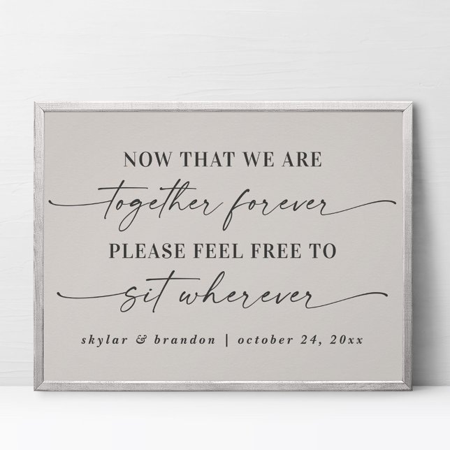 Enkel skylt över sätet i Bröllop vid sätet utanför (Skapare uppladdad)