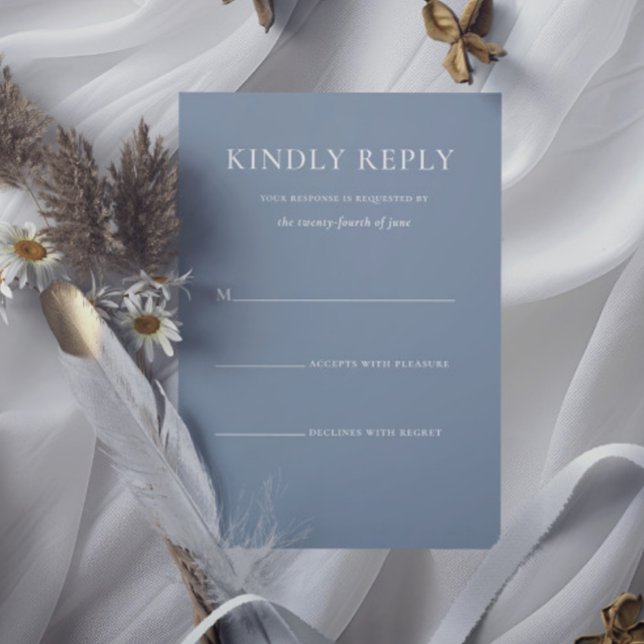 Enkel Snyggt Dusty Blue Monogram Formal Bröllop OSA Kort (Simple Stylish Dusty Blue Monogram Formal Wedding RSVP Card)