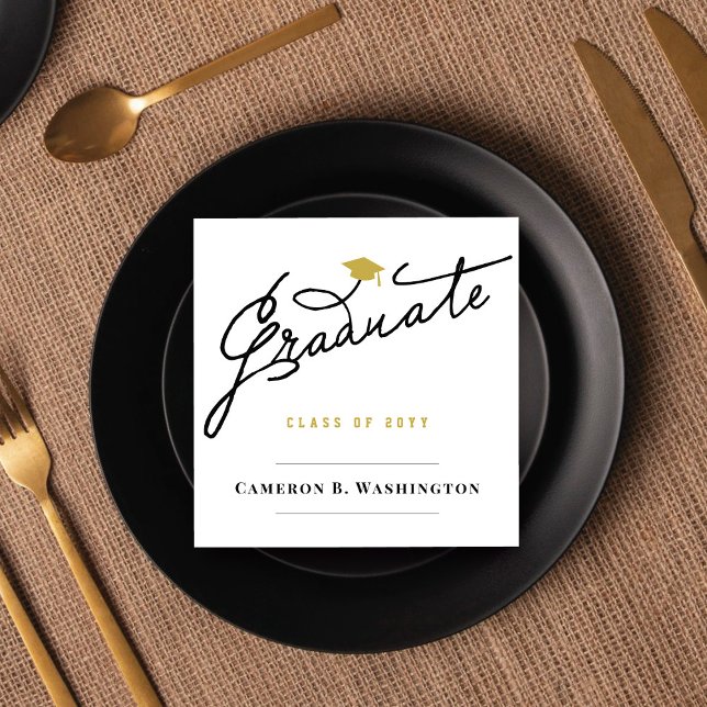 Enkel Studentfest för student-skriptgrad Sockel Pappersservett (Modern Stylish Graduate Script Graduation Cap Simple Grad Party Napkin @ zazzle.com/color_therapy)